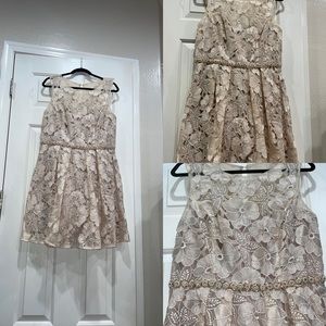 Decode lace floral sleeveless Dress